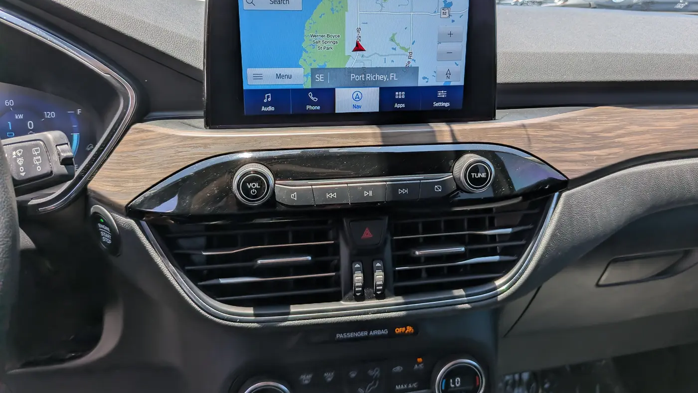 2020 Ford Escape Hybrid Titanium