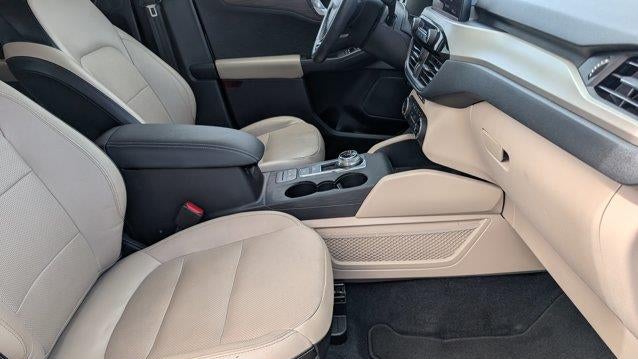 2020 Ford Escape Hybrid Titanium