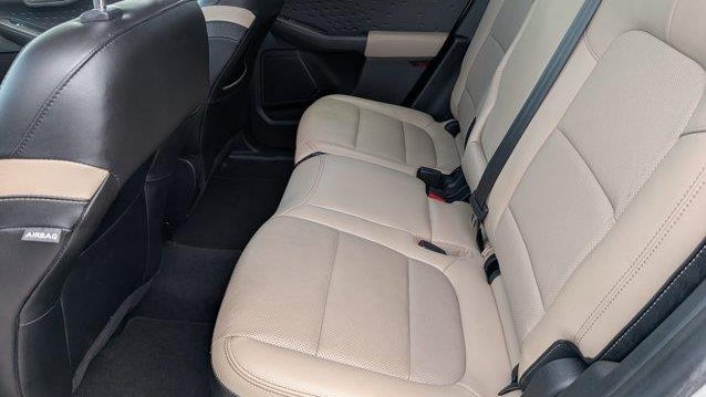 2020 Ford Escape Hybrid Titanium