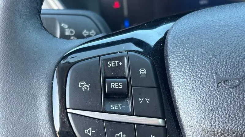 2023 Ford Escape Plug-In Hybrid Base