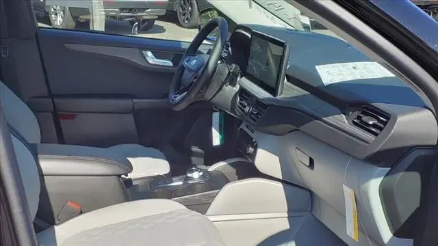 2023 Ford Escape Plug-In Hybrid Base