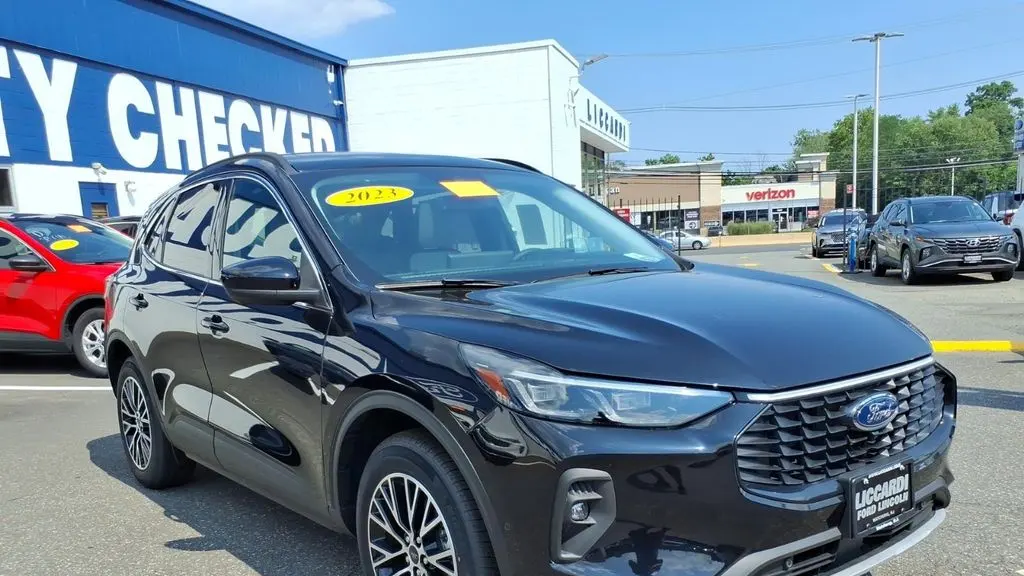 Preowned 2023 Ford Escape Plug-In Hybrid Base for Sale