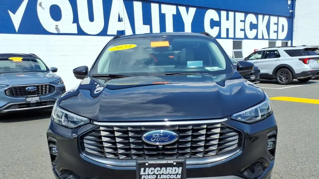 2023 Ford Escape Plug-In Hybrid Base