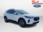 2024 Escape Plug-In Hybrid Thumbnail 4