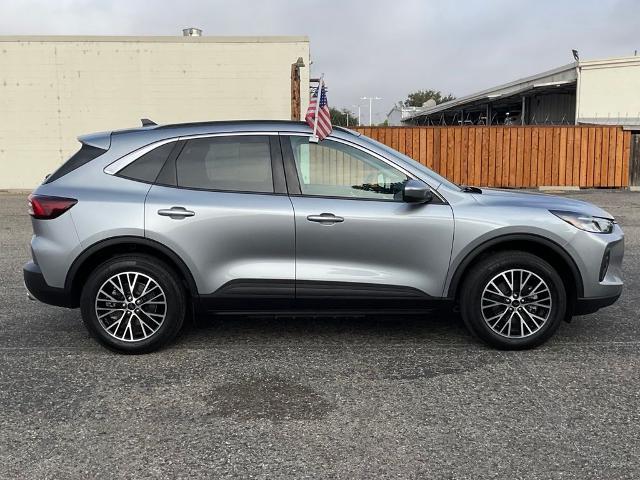 2024 Ford Escape - $26,888