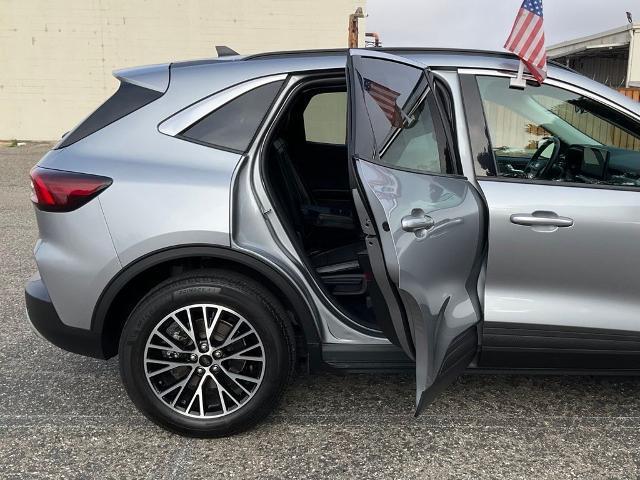 2024 Ford Escape - $26,888