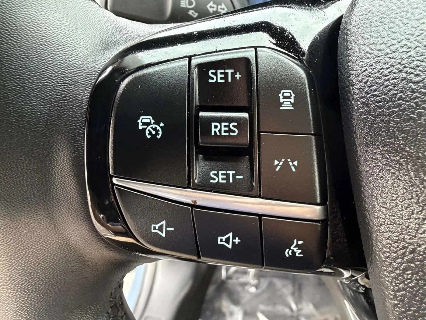 2024 Ford Escape - $26,500
