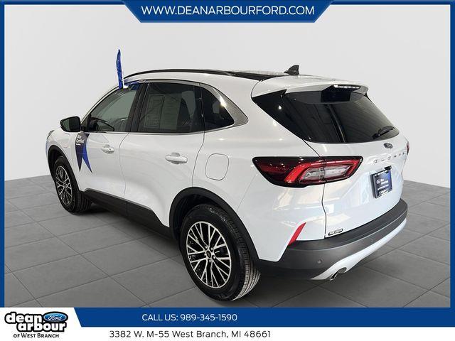 2025 Ford Escape - $28,566