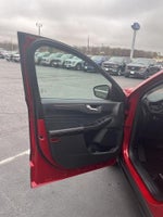 2023 Escape Plug-In Hybrid Thumbnail 28