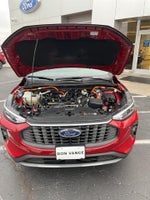 2023 Escape Plug-In Hybrid Thumbnail 40