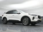 2024 Escape Plug-In Hybrid Thumbnail 34