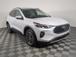 2025 Escape Plug-In Hybrid Thumbnail 2