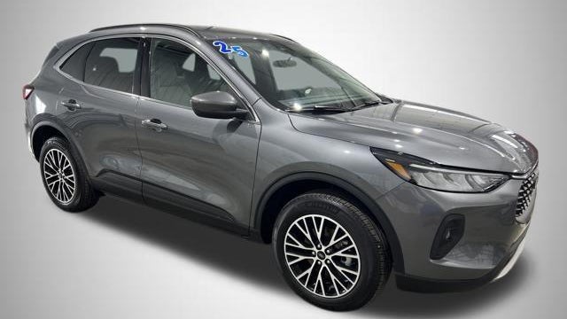 2025 Ford Escape Plug-In Hybrid PHEV