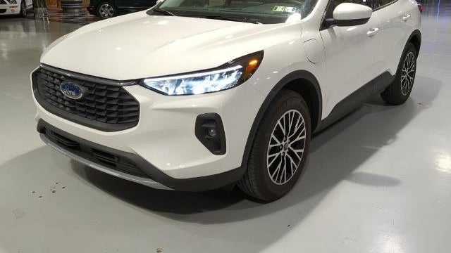 Preowned 2025 Ford Escape Plug-In Hybrid PHEV for Sale