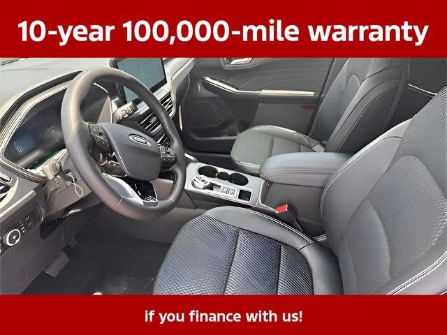 2025 Ford Escape - $30,864