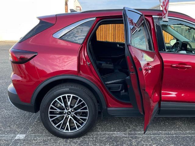 2024 Ford Escape - $27,888