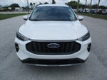 2025 Escape Plug-In Hybrid Thumbnail 2