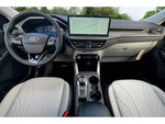 2025 Escape Plug-In Hybrid Thumbnail 5