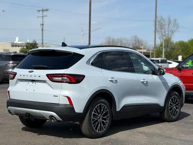2026 Ford Escape - $34,500