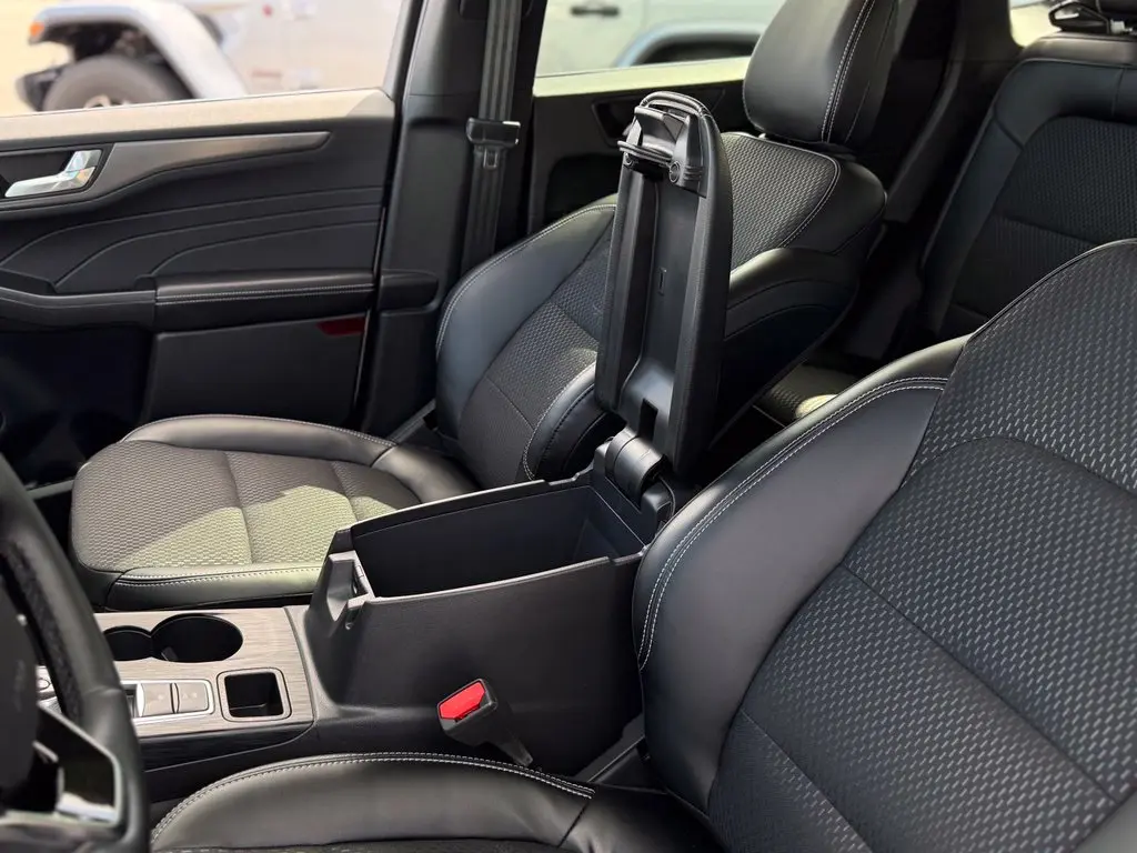 2026 Ford Escape - $34,500