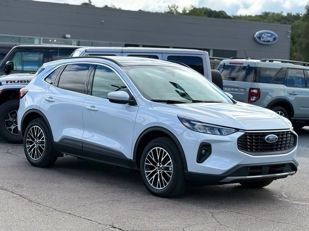 2026 Ford Escape - $34,500