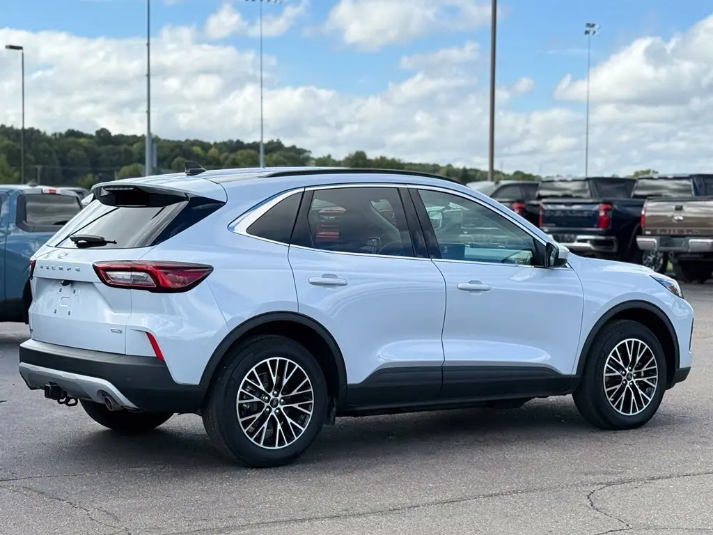2026 Ford Escape - $34,500