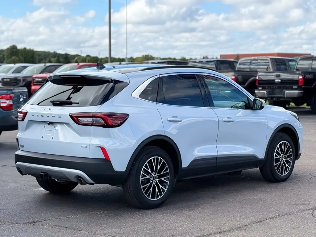 2026 Ford Escape - $34,500