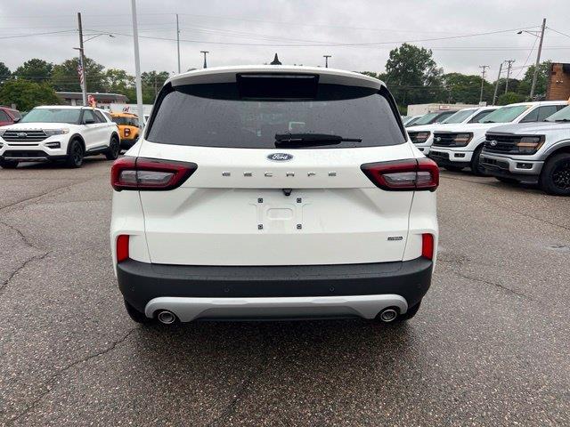 2026 Ford Escape - $33,722