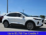 2024 Escape Plug-In Hybrid Thumbnail 2
