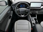 2024 Escape Plug-In Hybrid Thumbnail 13