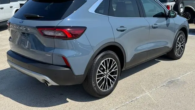 2025 Ford Escape Plug-In Hybrid PHEV