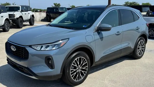 2025 Ford Escape Plug-In Hybrid PHEV