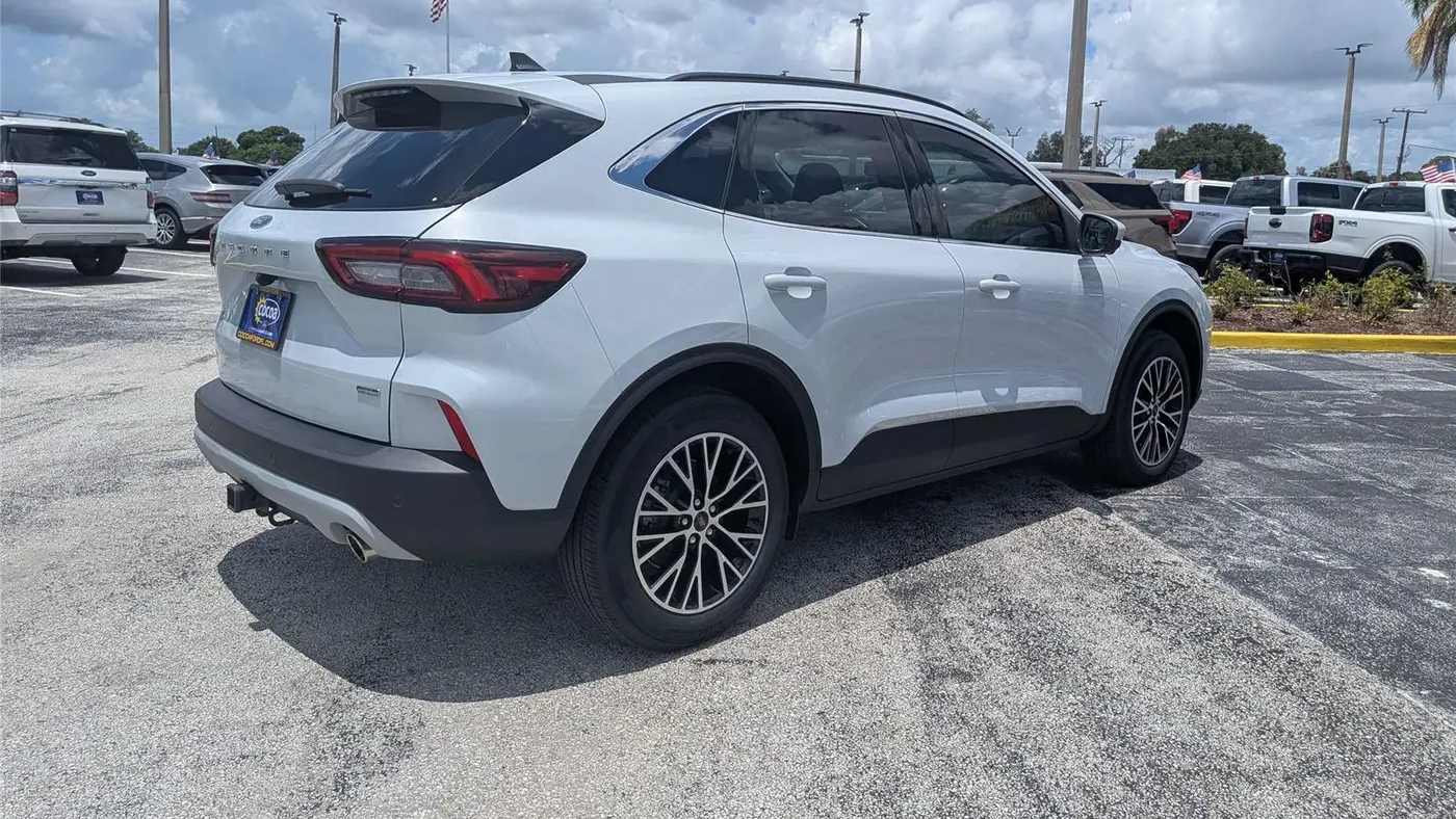 2025 Ford Escape Plug-In Hybrid PHEV