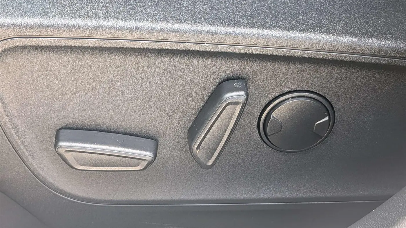 2025 Ford Escape Plug-In Hybrid PHEV
