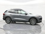 2025 Escape Plug-In Hybrid Thumbnail 4