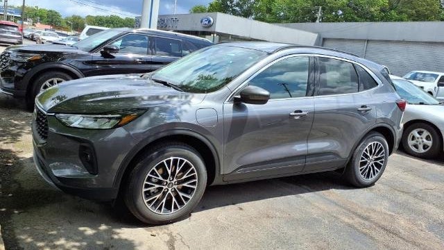 2025 Ford Escape Plug-In Hybrid PHEV