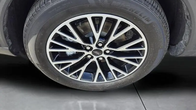 2025 Ford Escape Plug-In Hybrid PHEV