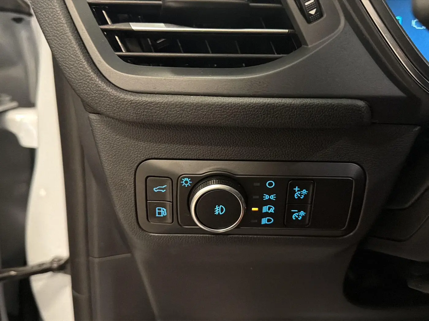 2026 Ford Escape - $32,995