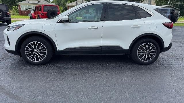 2023 Ford Escape Plug-In Hybrid Base