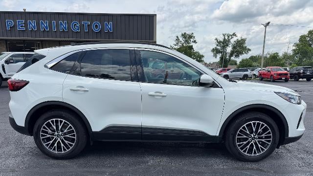 2023 Ford Escape Plug-In Hybrid Base