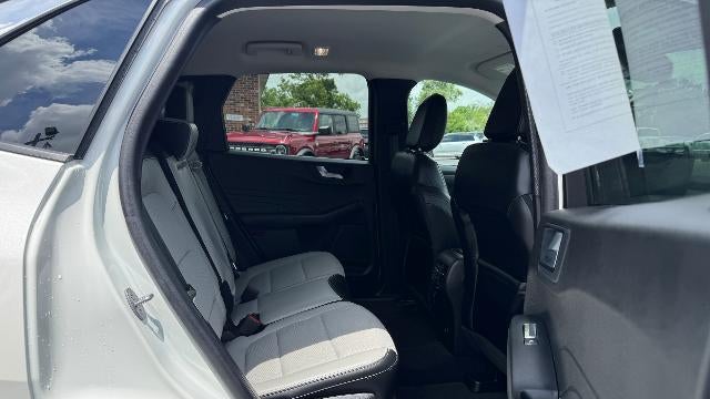 2023 Ford Escape Plug-In Hybrid Base