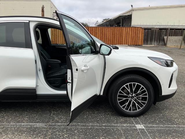 2024 Ford Escape - $27,888