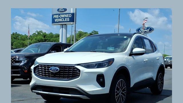 Preowned 2025 Ford Escape Plug-In Hybrid PHEV for Sale