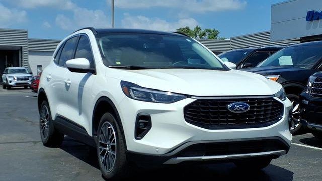 2025 Ford Escape Plug-In Hybrid PHEV