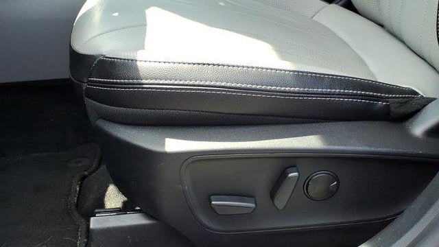 2025 Ford Escape Plug-In Hybrid PHEV