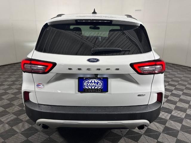 2023 Ford Escape - $18,138