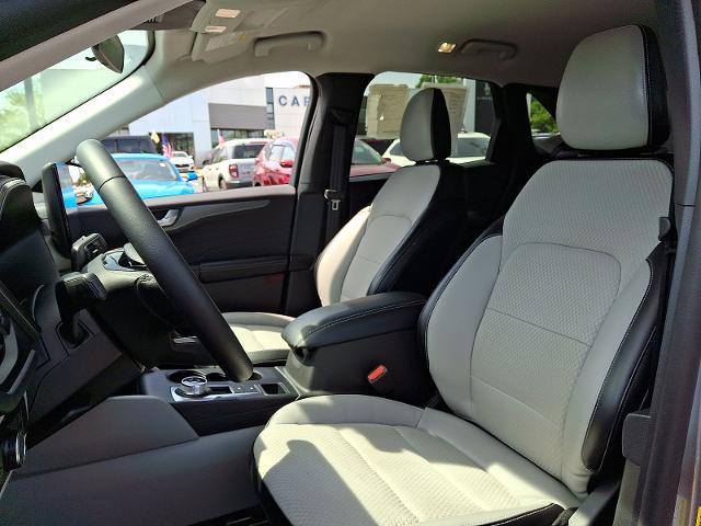 2024 Ford Escape - $27,879