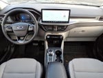 2025 Escape Plug-In Hybrid Thumbnail 13