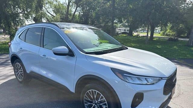 Preowned 2025 Ford Escape Plug-In Hybrid PHEV for Sale