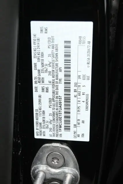 2026 Ford Escape - $32,999